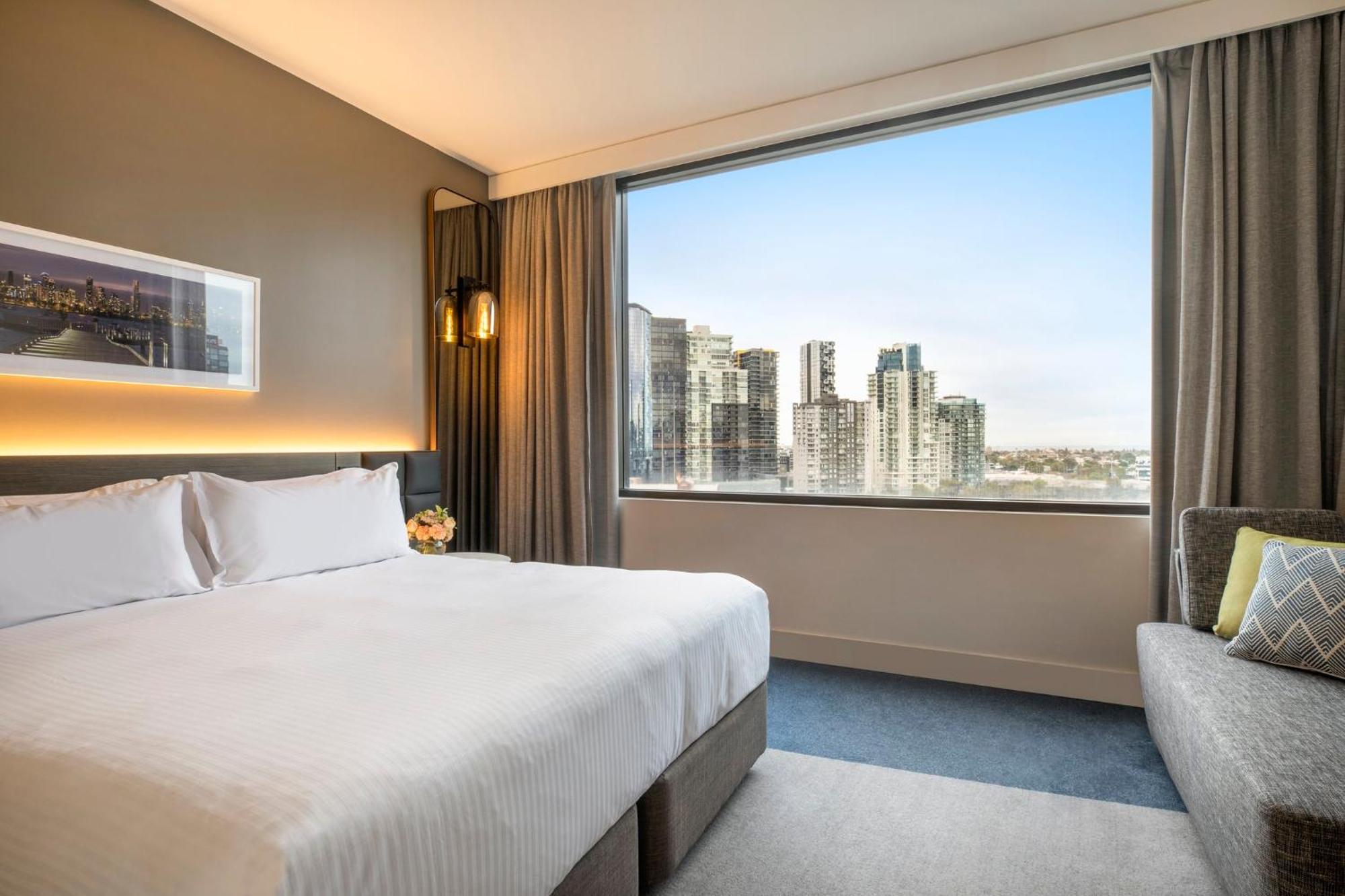Отель Crowne Plaza Melbourne By Ihg Экстерьер фото