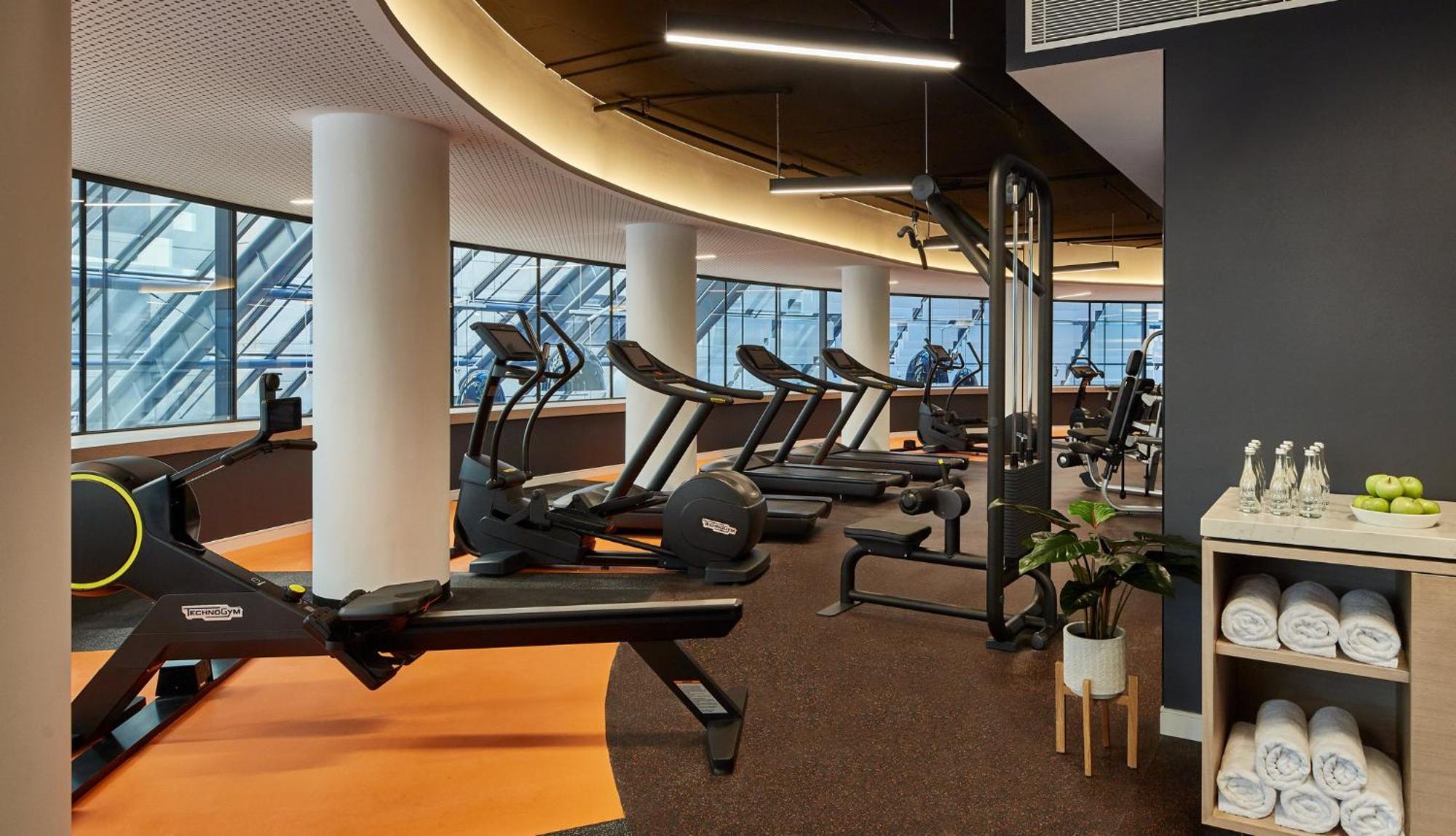 Отель Crowne Plaza Melbourne By Ihg Экстерьер фото